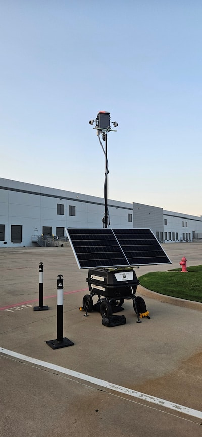 tcs-trailer-cameras-7 Solar-powered mobile surveillance unit in parking lot